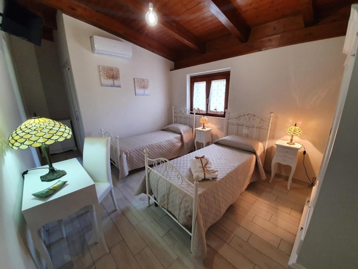 Colle Del Mirto Villa Castelnuovo Cilento Exteriör bild