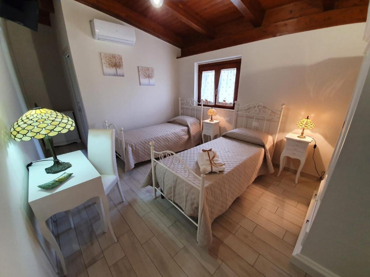 Colle Del Mirto Villa Castelnuovo Cilento Exteriör bild